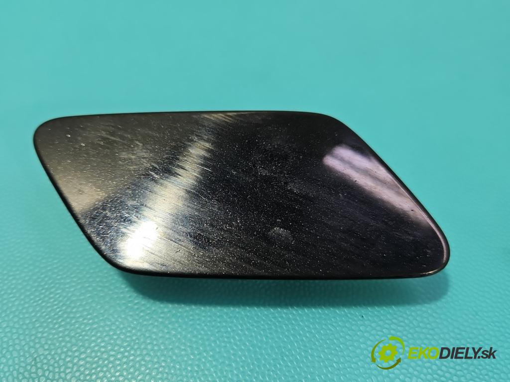 Skoda Superb III 2015-2024 2.0 tdi 150 HP automatic 110 kW 1968 cm3 5- blenda ostrekovačov pravé 3V0955110A