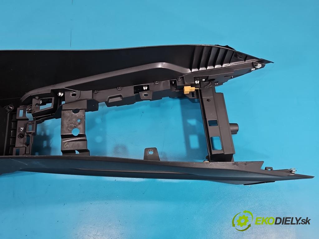 Audi A4 B9 2015-2024 2.0 TFSI 252KM automatic 185 kW 1984 cm3 4- operadlo 8W1863241A (Lakťová opierka)