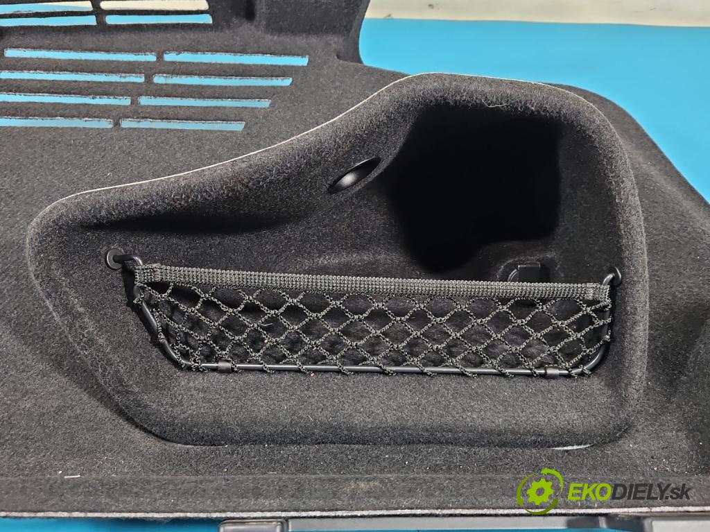 Audi A4 B9 2015-2024 2.0 TFSI 252KM automatic 185 kW 1984 cm3 4- Tapacír: kufra: pravé 8W5863880H