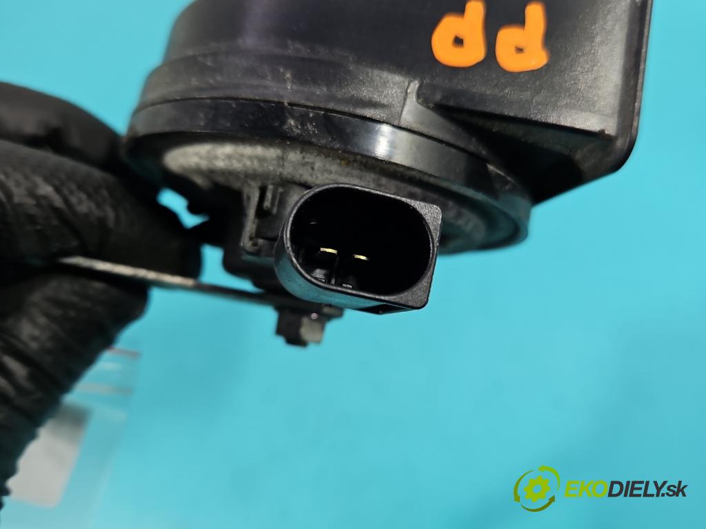 Skoda Superb III 2015-2024 2.0 tdi 150 hp automatic 110 kW 1968 cm3 5- Klakson: 3Q0951223F