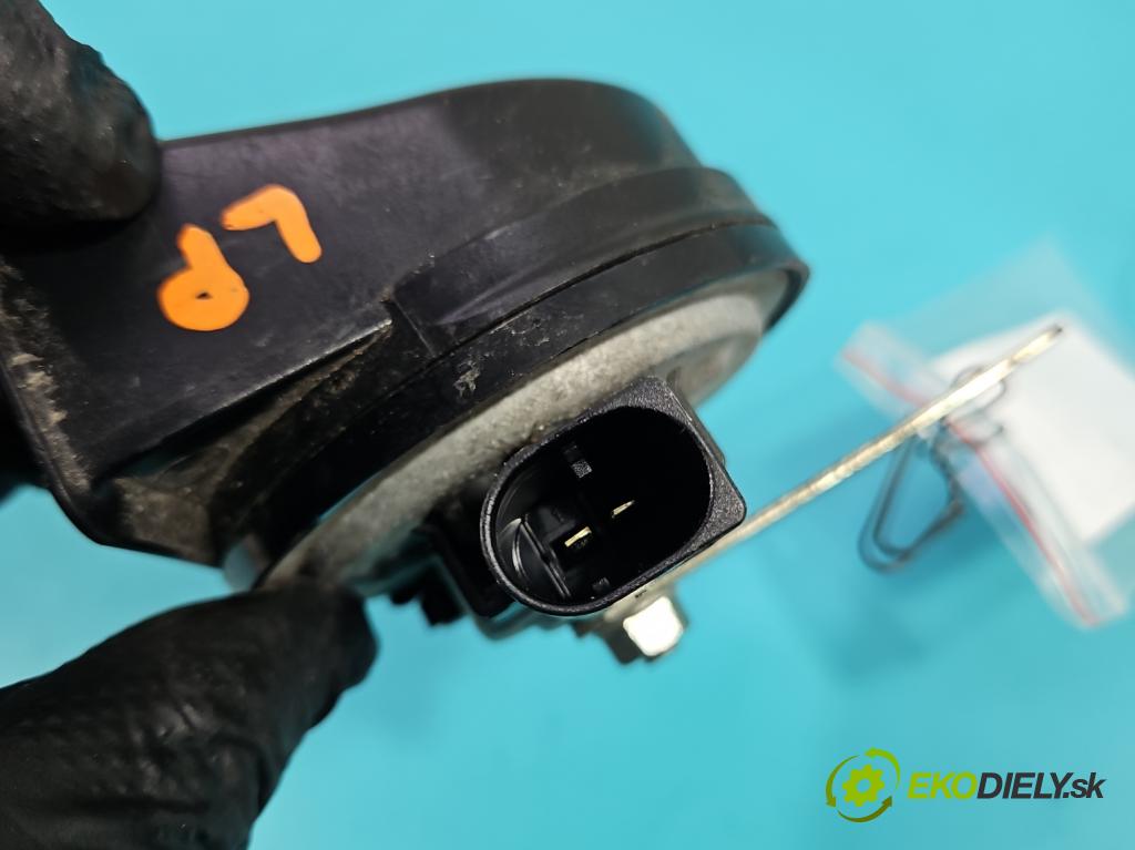 Skoda Superb III 2015-2024 2.0 tdi 150 hp automatic 110 kW 1968 cm3 5- Klakson: 2Q0951221