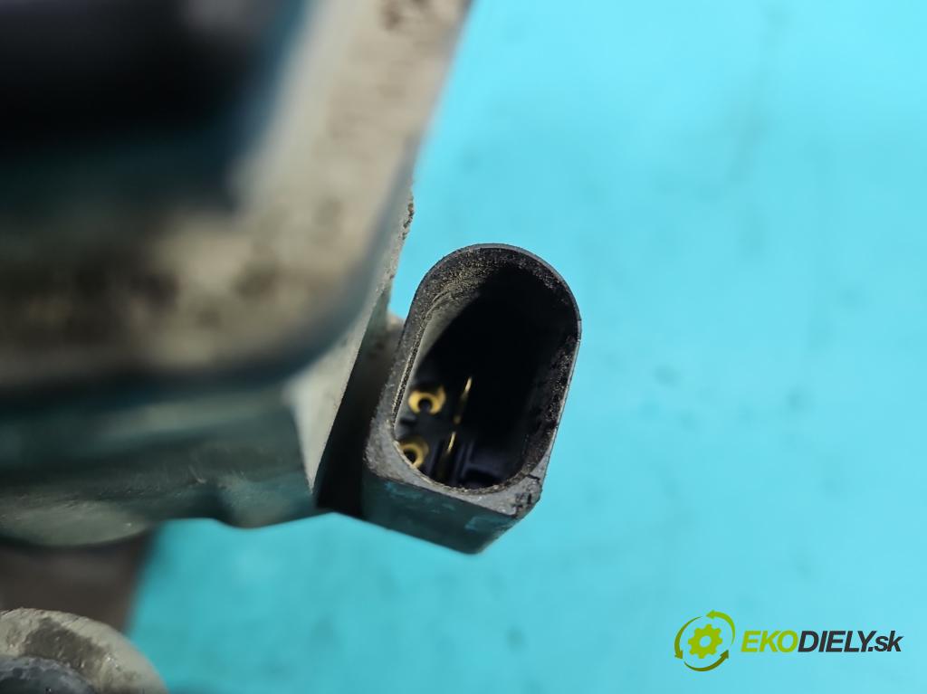 Audi A4 B9 2015-2024 2.0 TFSI 252KM automatic 185 kW 1984 cm3 4- brzdič zadné ľavý 8W0405BD (Kľučka dverí ostatné)