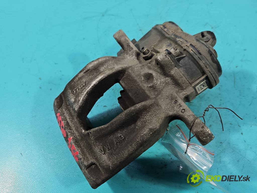 Audi A4 B9 2015-2024 2.0 TFSI 252KM automatic 185 kW 1984 cm3 4- brzdič zadní pravý 8W0406BD (Klika dveří ostatní)