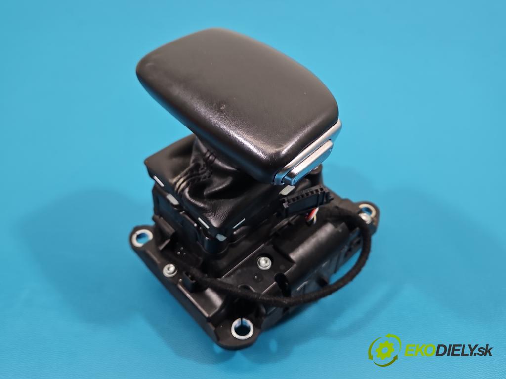 Audi A4 B9 2015-2024 2.0 TFSI 252KM automatic 185 kW 1984 cm3 4- kulisa změny stupňová 8W1713041G (Řadicí páka (kulisa) )