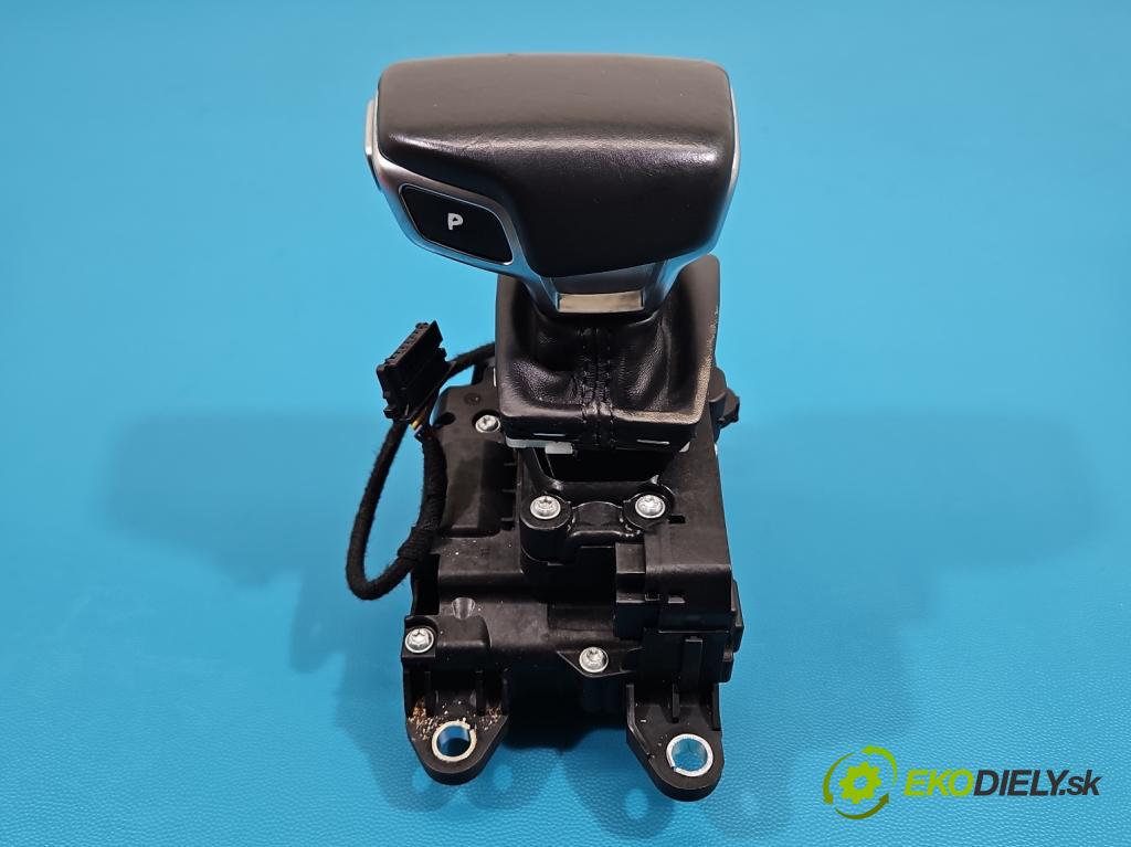 Audi A4 B9 2015-2024 2.0 TFSI 252KM automatic 185 kW 1984 cm3 4- kulisa změny stupňová 8W1713041G (Řadicí páka (kulisa) )