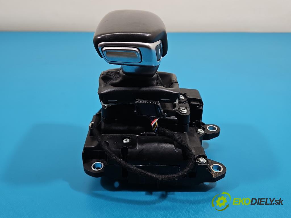 Audi A4 B9 2015-2024 2.0 TFSI 252KM automatic 185 kW 1984 cm3 4- kulisa změny stupňová 8W1713041G (Řadicí páka (kulisa) )