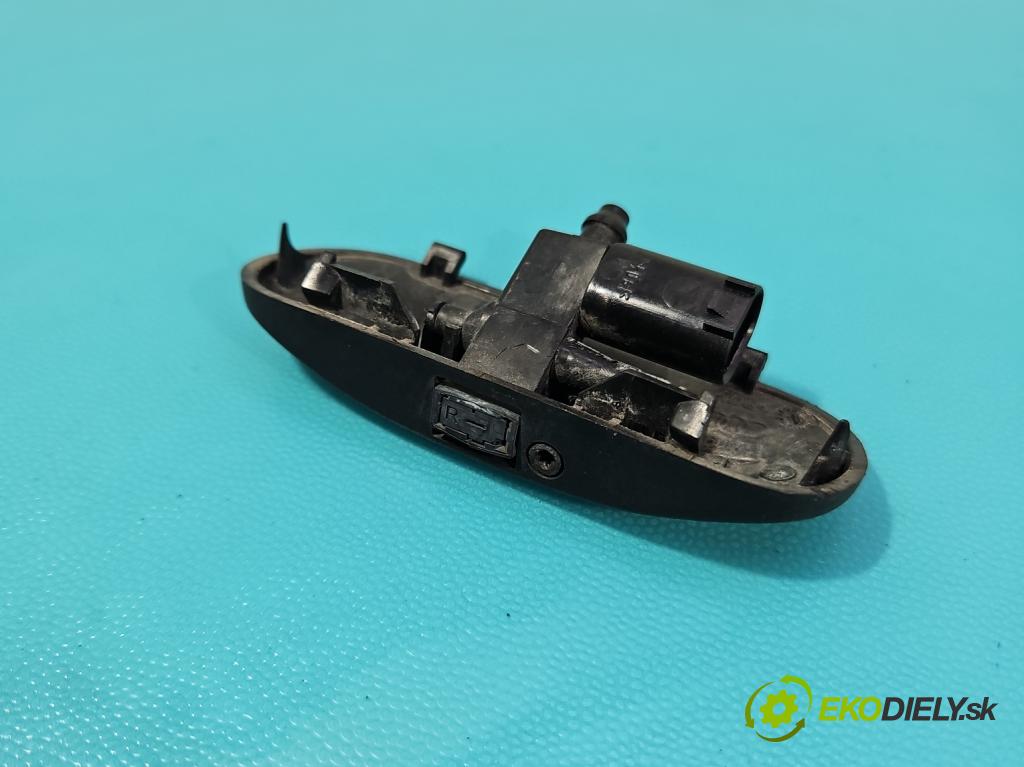 Audi A4 B9 2015-2024 2.0 TFSI 252KM automatic 185 kW 1984 cm3 4- ostřikovač 3W0955988A