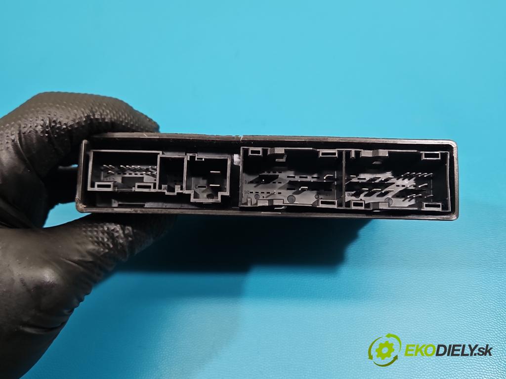 Audi A4 B9 2015-2024 2.0 TFSI 252KM automatic 185 kW 1984 cm3 4- řídící jednotka 4M1959760