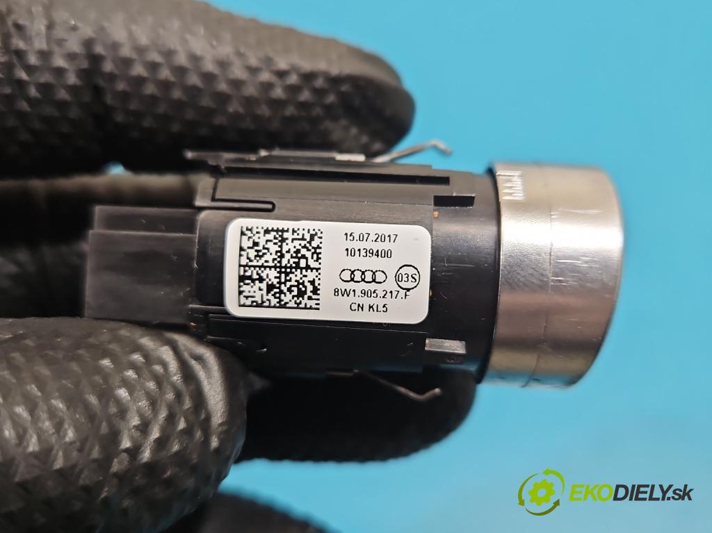 Audi A4 B9 2015-2024 2.0 TFSI 252KM automatic 185 kW 1984 cm3 4- zásuvka USB 8W1864131C