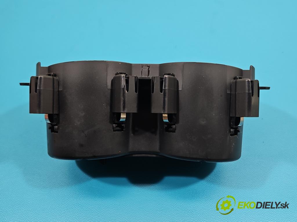 Audi A4 B9 2015-2024 2.0 TFSI 252KM automatic 185 kW 1984 cm3 4- Rukojeť: na nápoje: 8W0862533A (Držiak (úchyt) na nápoje)