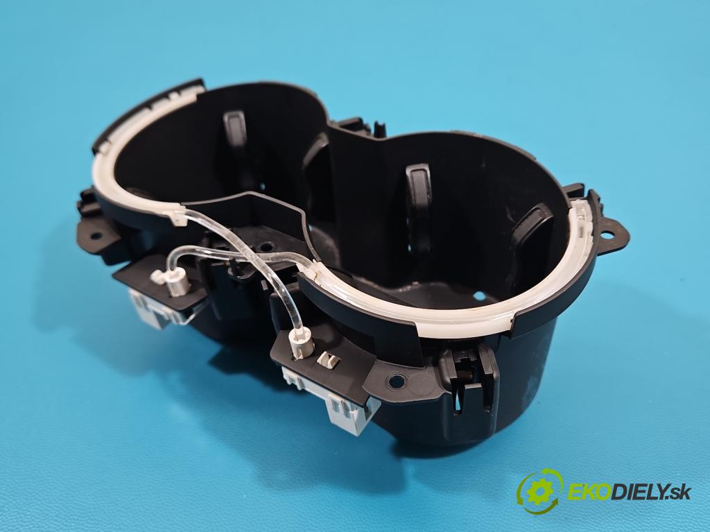 Audi A4 B9 2015-2024 2.0 TFSI 252KM automatic 185 kW 1984 cm3 4- Rukojeť: na nápoje: 8W0862533A (Držiak (úchyt) na nápoje)