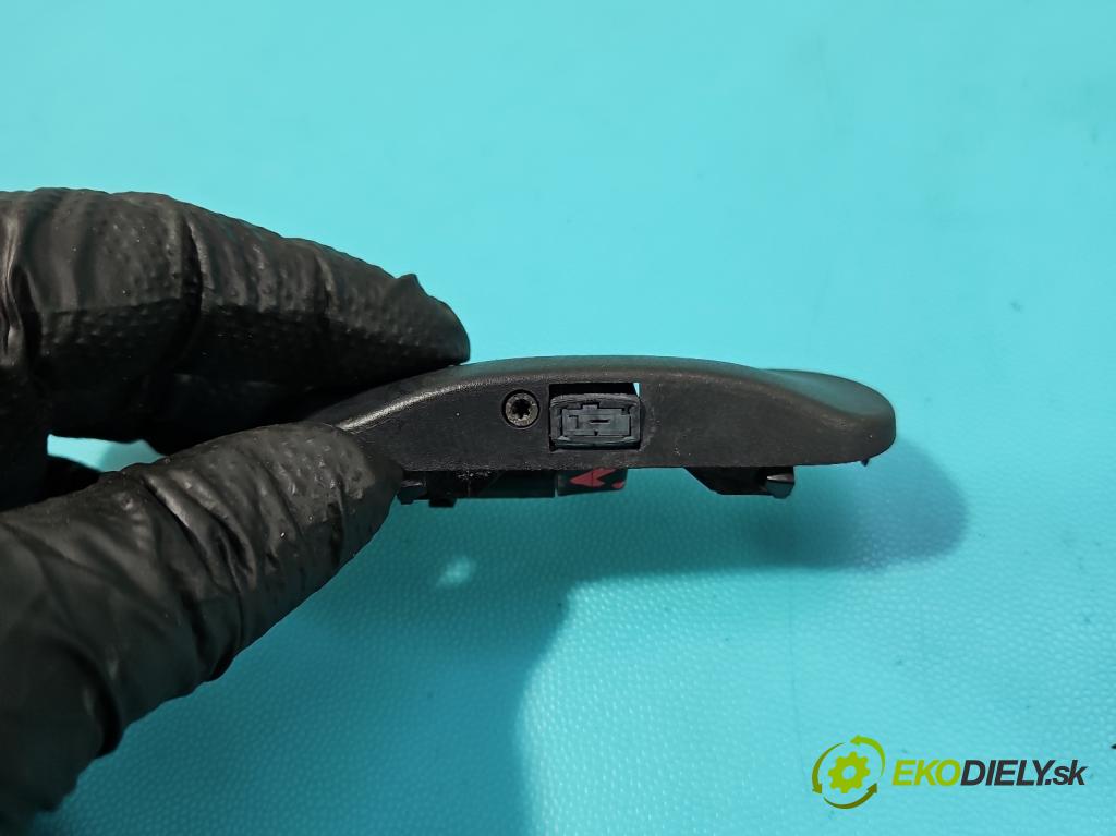 Audi A4 B9 2015-2024 2.0 TFSI 252KM automatic 185 kW 1984 cm3 4- ostřikovač 3W0955987A