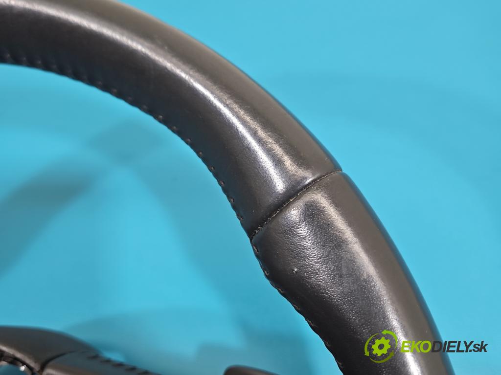 Audi A4 B9 2015-2024 2.0 TFSI 252KM automatic 185 kW 1984 cm3 4- volant 62726180A (Volant)