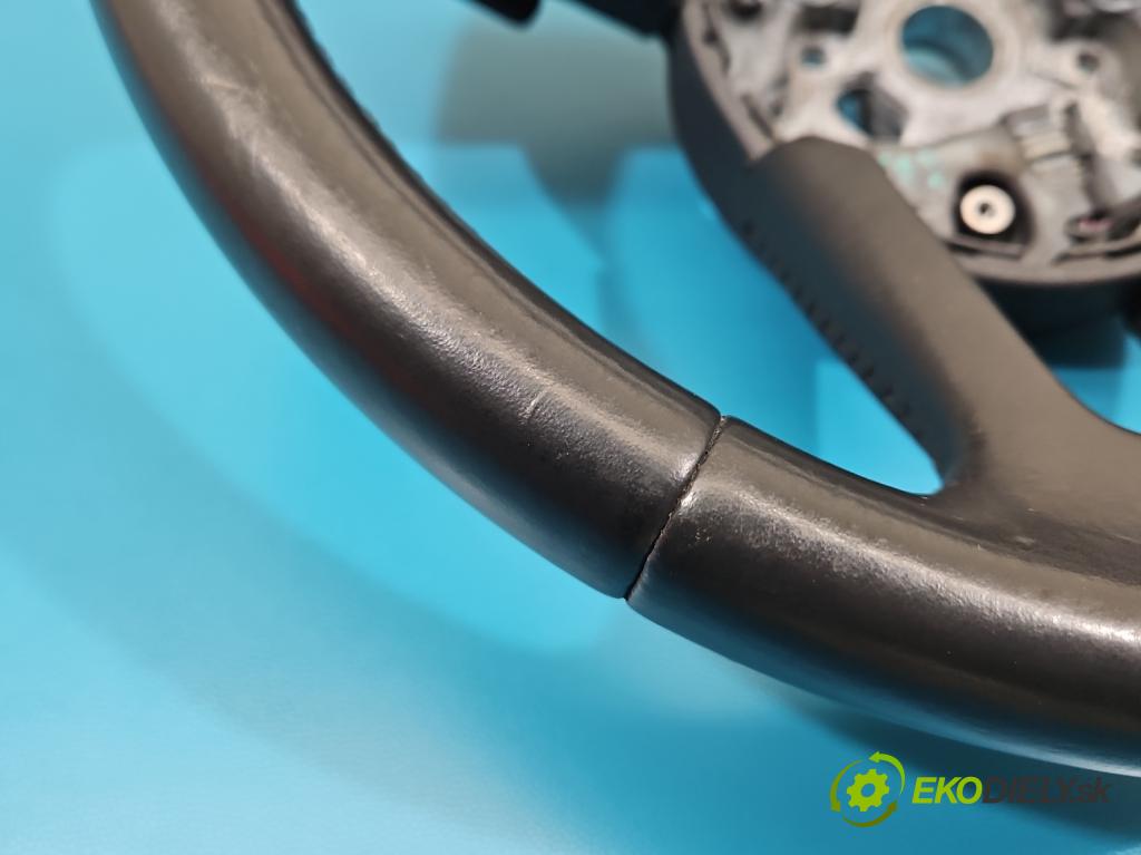 Audi A4 B9 2015-2024 2.0 TFSI 252KM automatic 185 kW 1984 cm3 4- volant 62726180A (Volant)