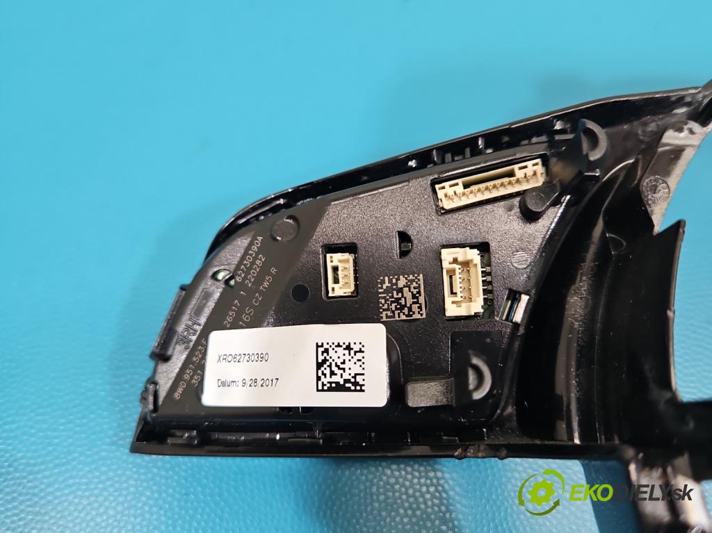 Audi A4 B9 2015-2024 2.0 TFSI 252KM automatic 185 kW 1984 cm3 4- prepínač multifunkční: řízení: 8W0419689 (Prepínacie páčky pod volantom)