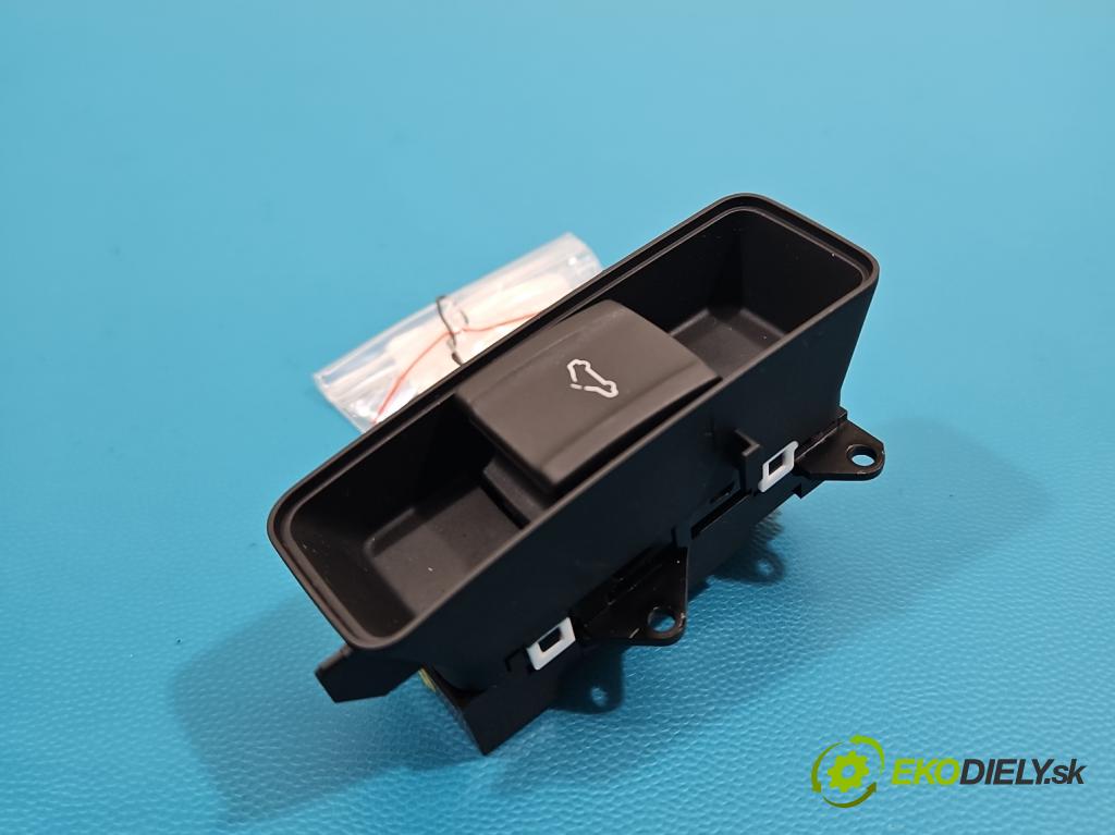 Audi A4 B9 2015-2024 2.0 TFSI 252KM automatic 185 kW 1984 cm3 4- prepínač ostatné 4M0959613