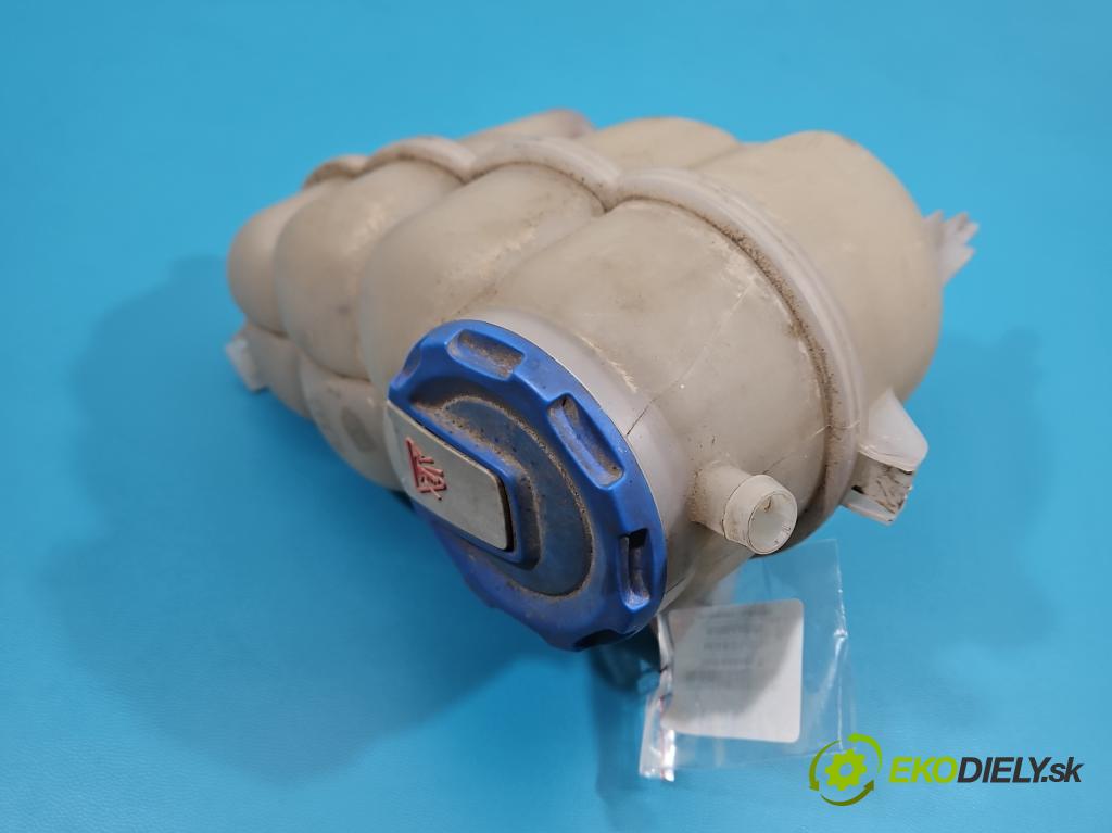 Audi A4 B9 2015-2024 2.0 TFSI 252KM automatic 185 kW 1984 cm3 4- Nádrž: náhradní: 8W0121405E