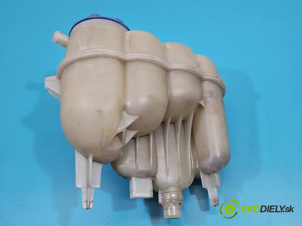 Audi A4 B9 2015-2024 2.0 TFSI 252KM automatic 185 kW 1984 cm3 4- Nádrž: náhradní: 8W0121405E