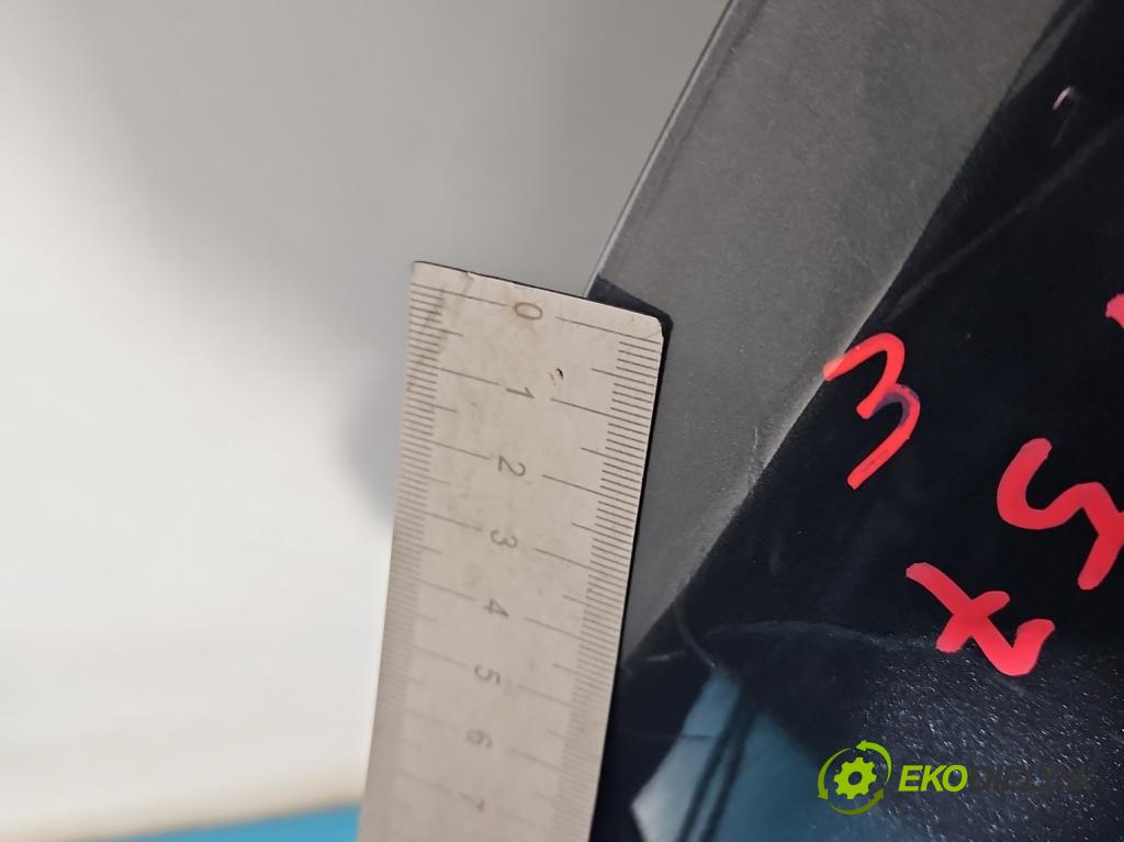 Renault Trafic III 2014 - 2.0 dci 150 HP manual 110 kW 1997 cm3 5- kapota predná