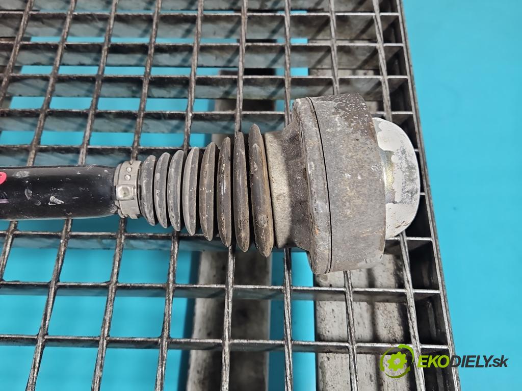 Audi A4 B9 2015-2024 2.0 TFSI 252KM automatic 185 kW 1984 cm3 4- poloos zadní pravé 8W0501203D