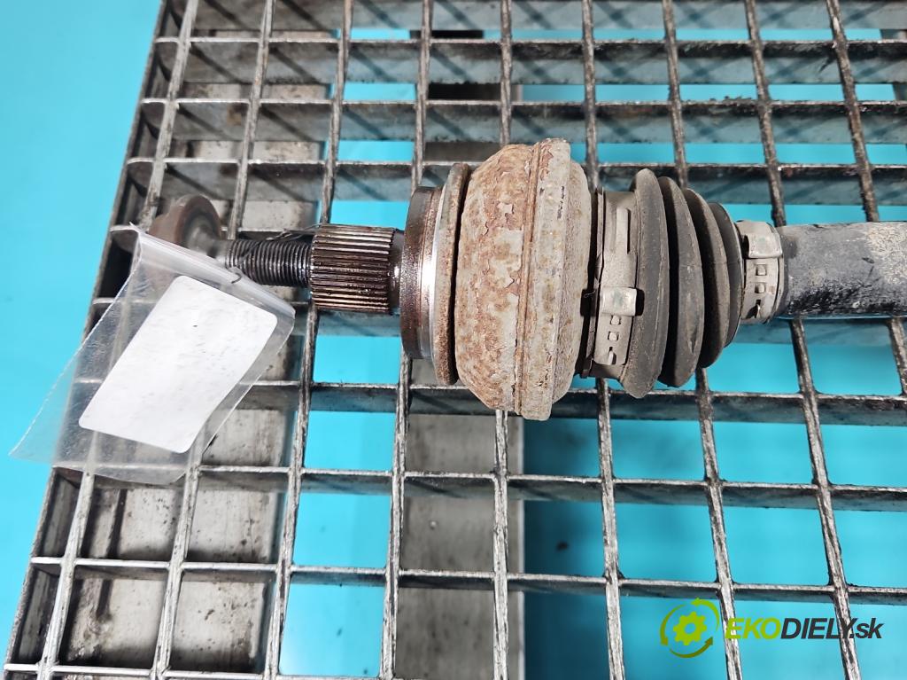 Audi A4 B9 2015-2024 2.0 TFSI 252KM automatic 185 kW 1984 cm3 4- poloos zadní pravé 8W0501203D