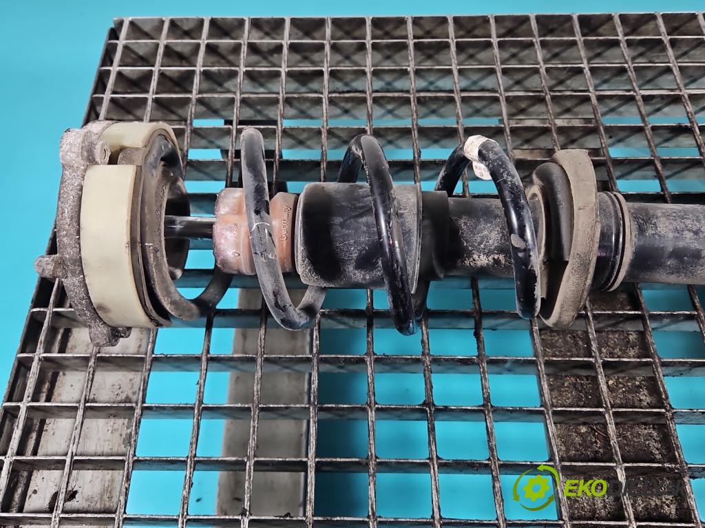 Audi A4 B9 2015-2024 2.0 TFSI 252KM automatic 185 kW 1984 cm3 4- tlmič predné pravý 8W0413031BA (Kľučka dverí ostatné)