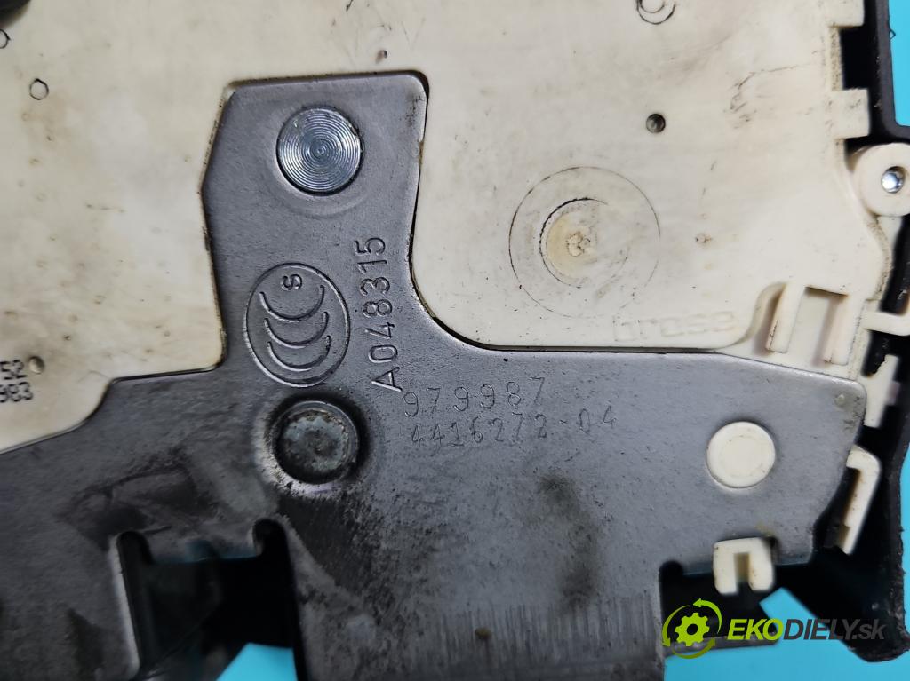 Mini One II 2006-2013 1.6 16V 120 hp manual 88 kW 1598 cm3 3- zámek přední pravý 4416272-04