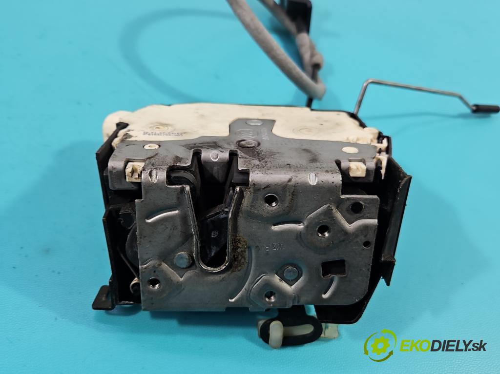 Mini One II 2006-2013 1.6 16V 120 hp manual 88 kW 1598 cm3 3- zámek přední pravý 4416272-04