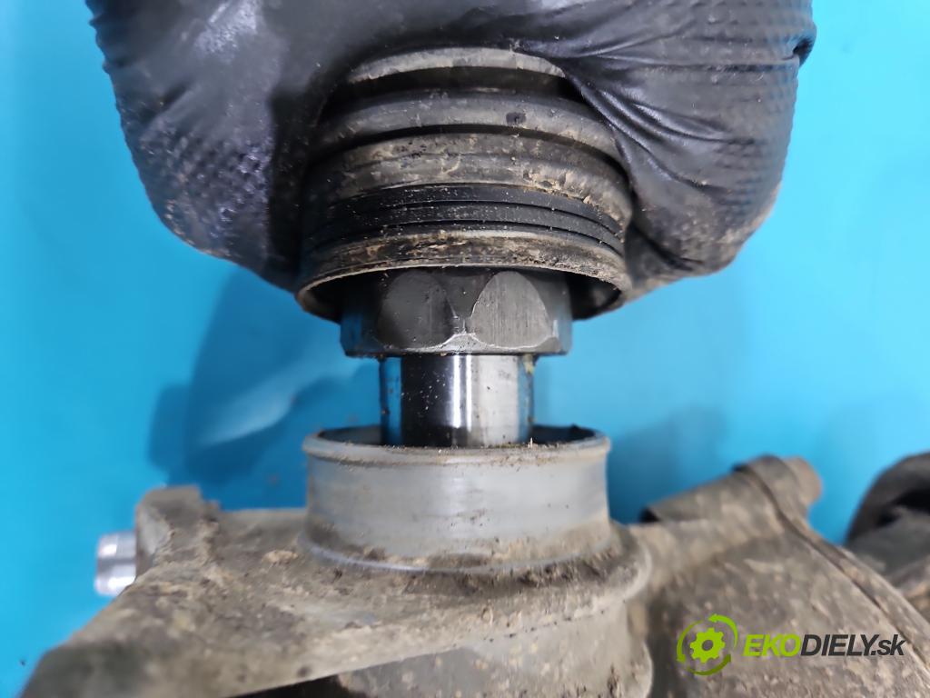 Vw Passat B6 2005-2010 1.9 tdi 105 HP manual 77 kW 1896 cm3 5- Ozubené kolo: volant 3C1423051S