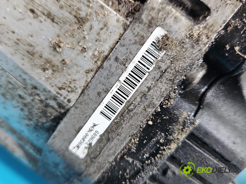 Vw Passat B6 2005-2010 1.9 tdi 105 HP manual 77 kW 1896 cm3 5- Ozubené kolo: volant 3C1423051S