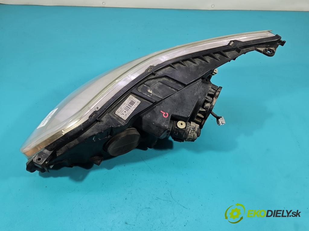 Citroen C4 I 2004-2011 2.0 16V 177 HP manual 130 kW 1997 cm3 3- Reflektor: pravý 9646894280 (Svetlo predné pravé)