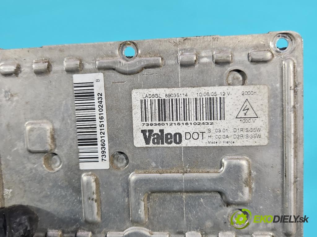 Citroen C4 I 2004-2011 2.0 16V 177 hp manual 130 kW 1997 cm3 3- měnič xenon 89035114 (Řídící jednotka xenonu)