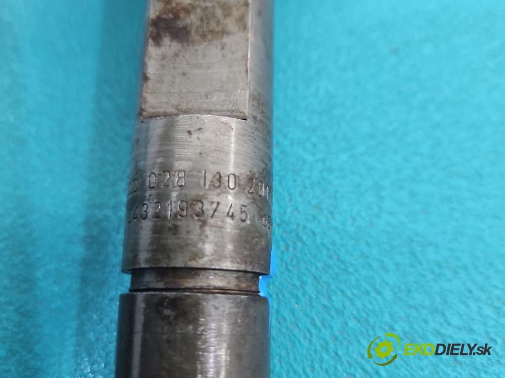 Audi A6 C5 1997-2004 1.9 tdi 110 HP manual 81 kW 1896 cm3 4- vstrek 028130201S (Vstrekovač paliva)