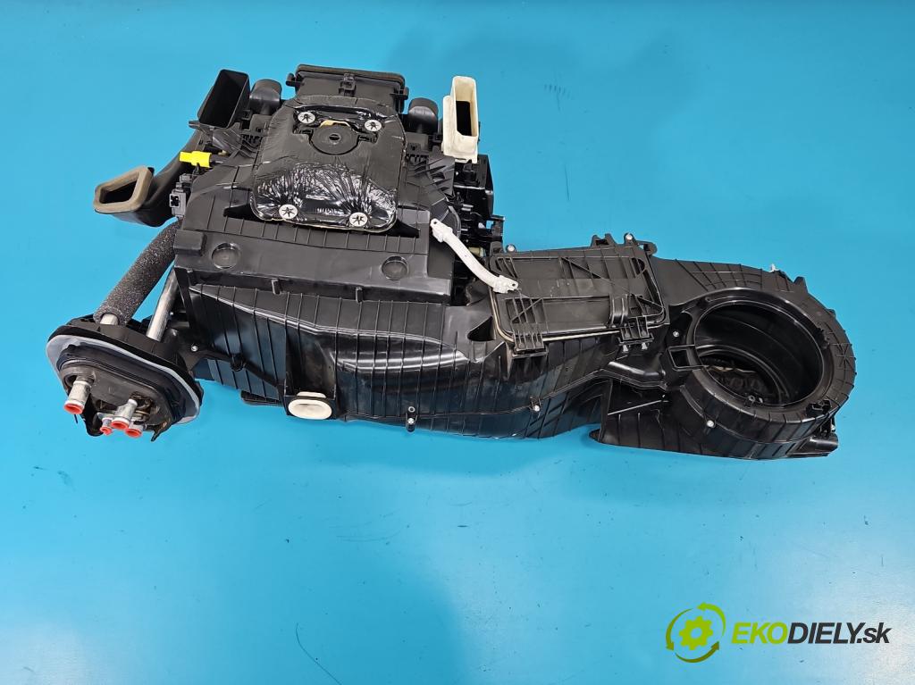 Bmw 5 G30 2017-2024 2.0d 190 hp automatic 140 kW 1995 cm3 4- radiátor 9868742 (Radiátor topení)