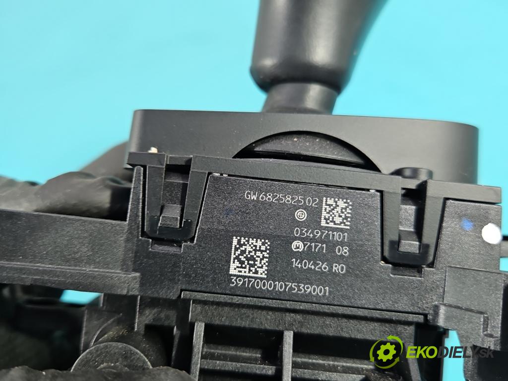 Bmw 5 G30 2017-2024 2.0d 190 HP automatic 140 kW 1995 cm3 4- Páka: Změny: stupeň,rýchlosť 6825825 (Rýchlostná páka (kulisa))