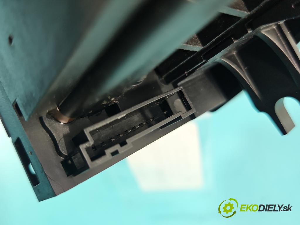 Bmw 5 G30 2017-2024 2.0d 190 HP automatic 140 kW 1995 cm3 4- Páka: Změny: stupeň,rýchlosť 6825825 (Rýchlostná páka (kulisa))