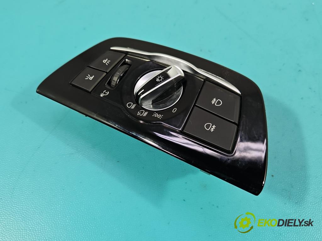 Bmw 5 G30 2017-2024 2.0d 190 hp automatic 140 kW 1995 cm3 4- Přepínač světel na deska: 6841883