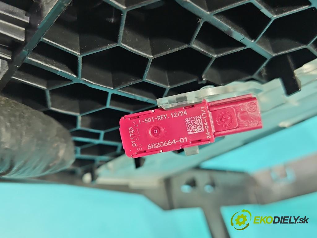 Bmw 5 G30 2017-2024 2.0d 190 HP automatic 140 kW 1995 cm3 4- lišta ozdobná vnitŕní: 9330629