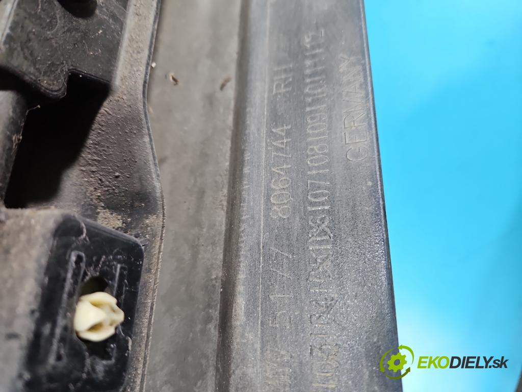 Bmw 5 G30 2017-2024 2.0d 190 hp automatic 140 kW 1995 cm3 4- lišta práh: pravé 8064744 (Prahová lišta)