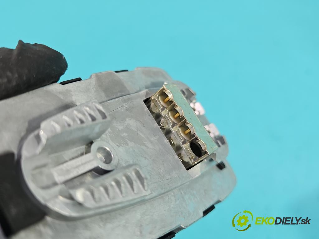 Bmw 5 G30 2017-2024 2.0d 190 HP automatic 140 kW 1995 cm3 4- Antena 9303037