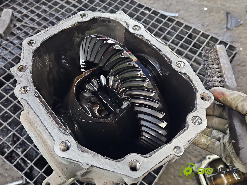 Bmw 5 G30 2017-2024 2.0d 190 hp automatic 140 kW 1995 cm3 4- diferenciál zadní 8624221