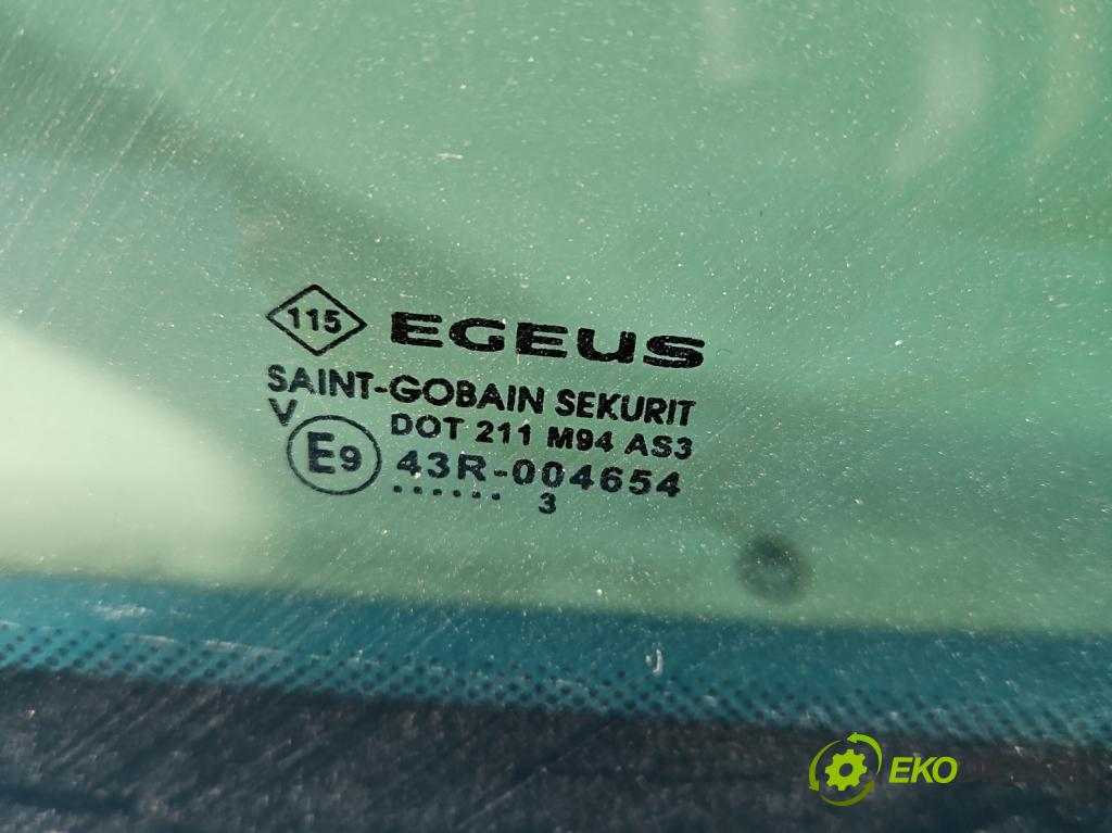 Renault Trafic III 2014 - 2.0 dci 150 HP manual 110 kW 1997 cm3 5- sklo zadné ľavé