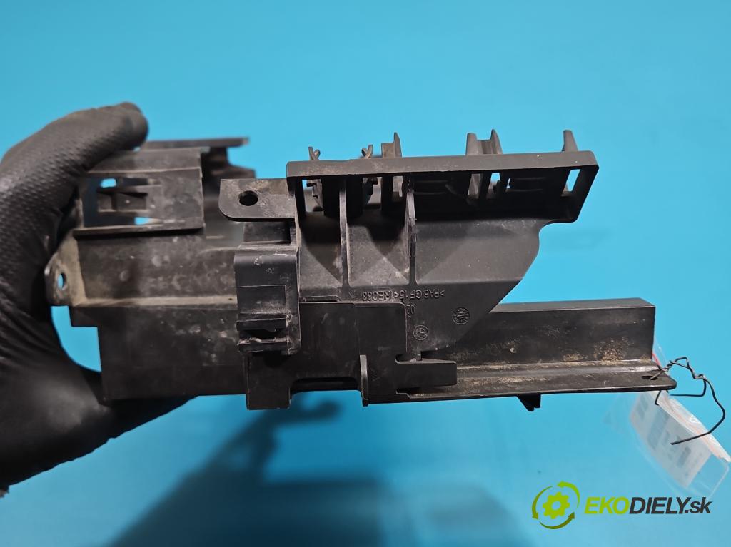 Bmw 5 G30 2017-2024 2.0d 190 HP automatic 140 kW 1995 cm3 4- Upevnenie: 8584651