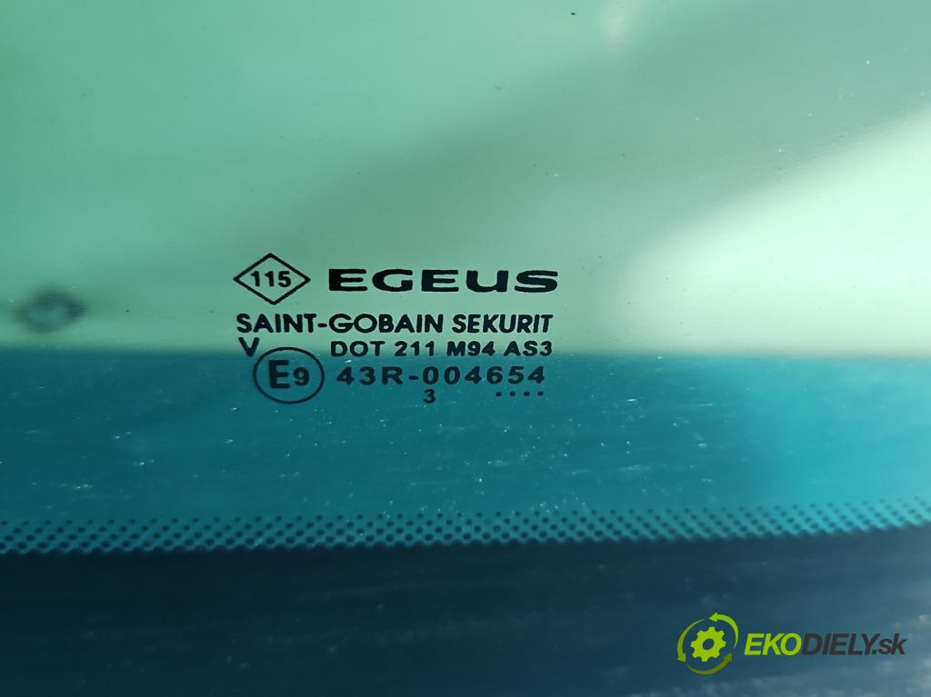 Renault Trafic III 2014 - 2.0 dci 150 HP manual 110 kW 1997 cm3 5- sklo dvere zadné pravé