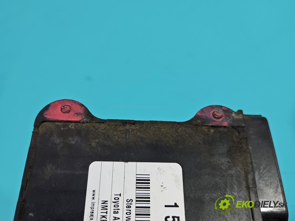 Toyota Auris I 2006-2013 2.0 D4D 126 HP manual 93 kW 1998 cm3 5- riadiaca jednotka ostatné 89871-71010