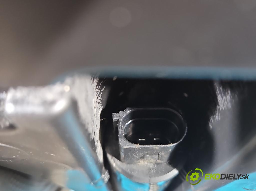 Bmw 5 G30 2017-2024 2.0d 190 hp automatic 140 kW 1995 cm3 4- nádržka tekutina: ostřikovačů 7357287-05