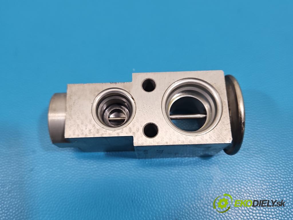 Bmw 5 G30 2017-2024 2.0d 190 HP automatic 140 kW 1995 cm3 4- ventil rozšírenie: klimatizácie 936171002