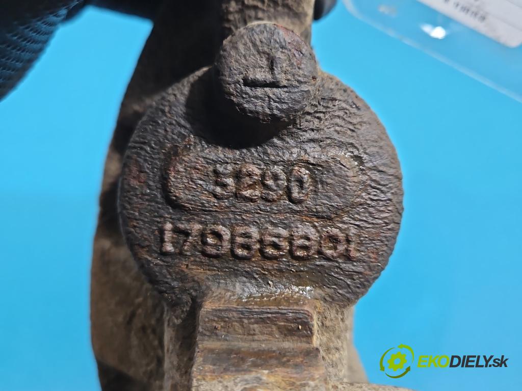 Fiat Freemont 2.0 jtd 170 hp automatic 125 kW 1956 cm3 5- brzdič přední levý  (Klika dveří ostatní)