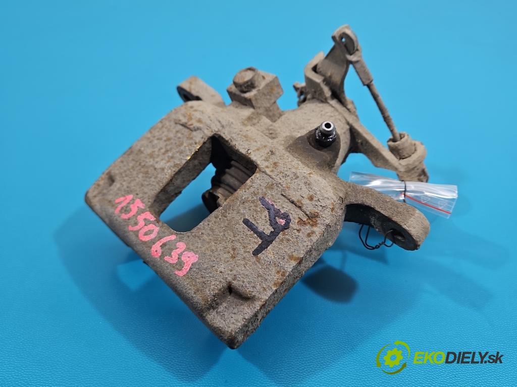 Fiat Freemont 2.0 jtd 170 hp automatic 125 kW 1956 cm3 5- brzdič zadní pravý  (Klika dveří ostatní)