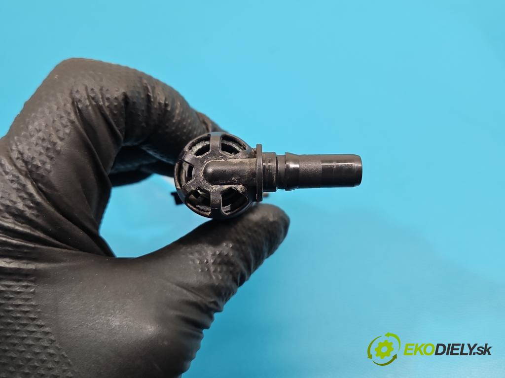 Bmw 5 G30 2017-2024 2.0d 190 hp automatic 140 kW 1995 cm3 4- ostřikovač reflektor: levý 7393509 (Motorek ostřikovačů)